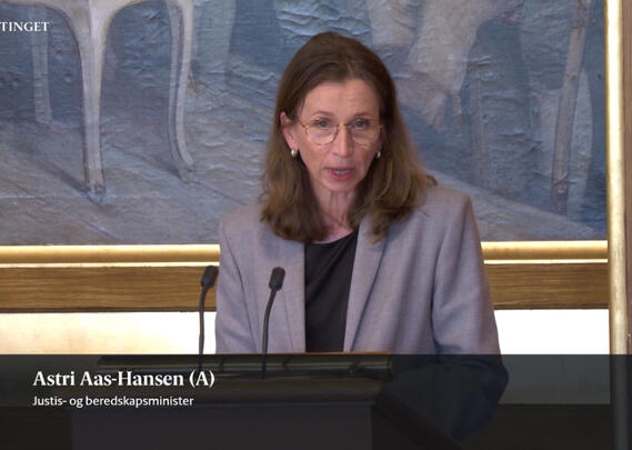 Bildet viser justis- og beredskapsminister Astri Aas Hansen fra Arbeiderpartiet.