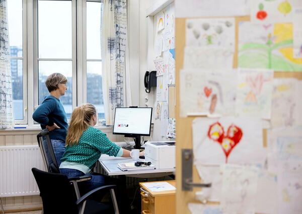 Helsesykepleiere i skolehelsetjenesten på Kampen skole i Oslo