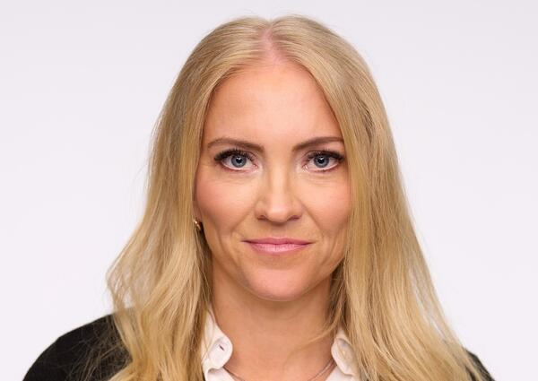 Lill Sverresdatter Larsen om luftambulansen.