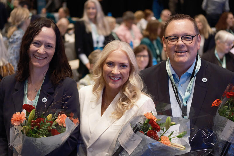 Forbundsledelsen i Norsk Sykepleierforbund - Lill Sverresdatter Larsen, nestleder Kai Øivind Brenden og 2. nestleder Gro Lillebø