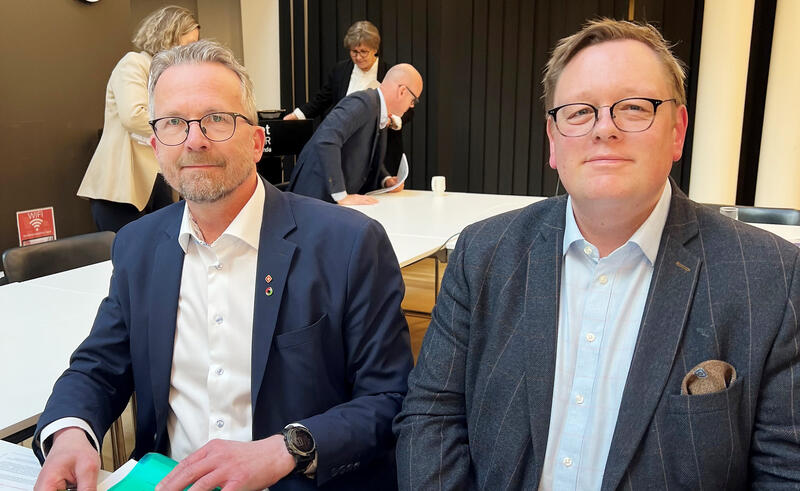 Forhandlingsleder Geir Røsvoll i Unio kommune og 2. nestleder i Norsk Sykepleierforbund, Kai Øivind Brenden